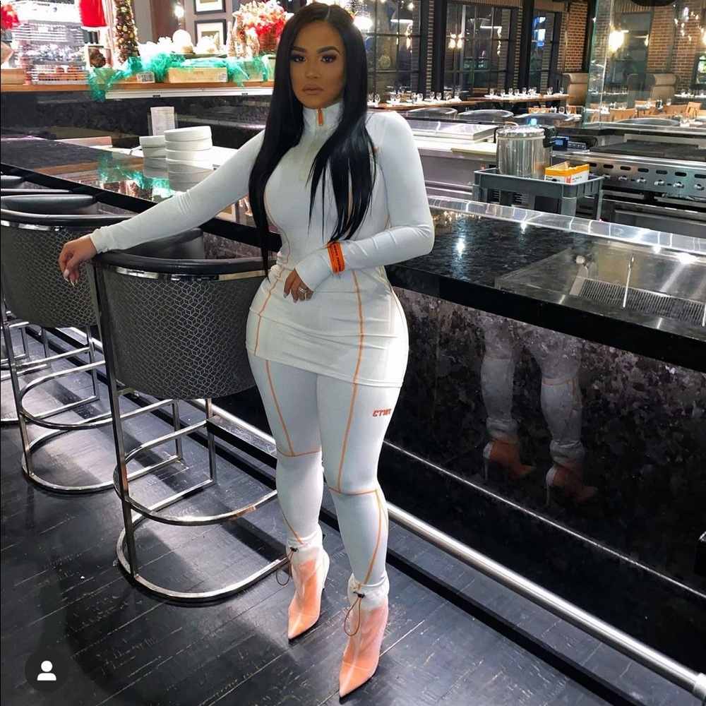 Heron Preston Leggings as seen on Emily B!! 🔥😍💥
